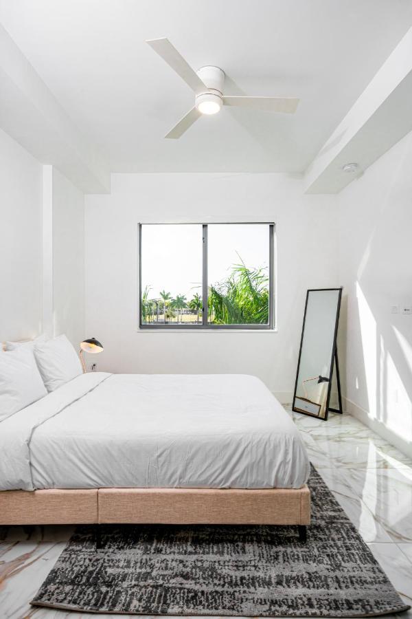 Whyhotel Midtown Miami Doral Bagian luar foto